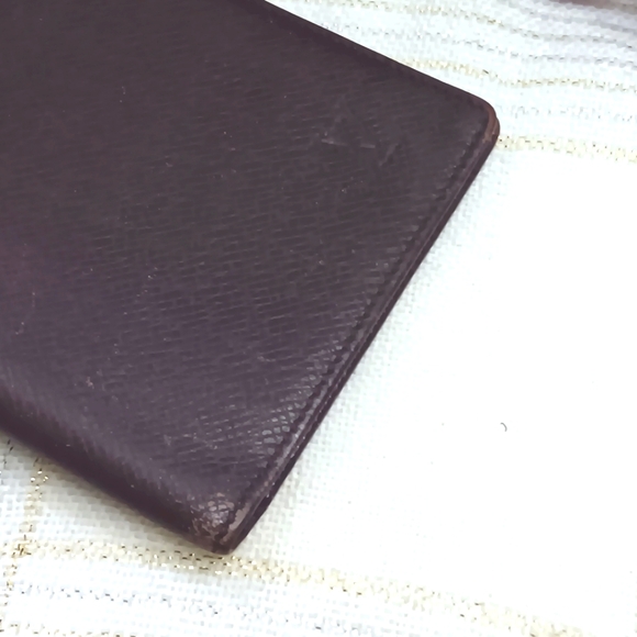 Louis Vuitton Brown Vintage Taiga Long Bifold Wallet - Picture 6 of 11